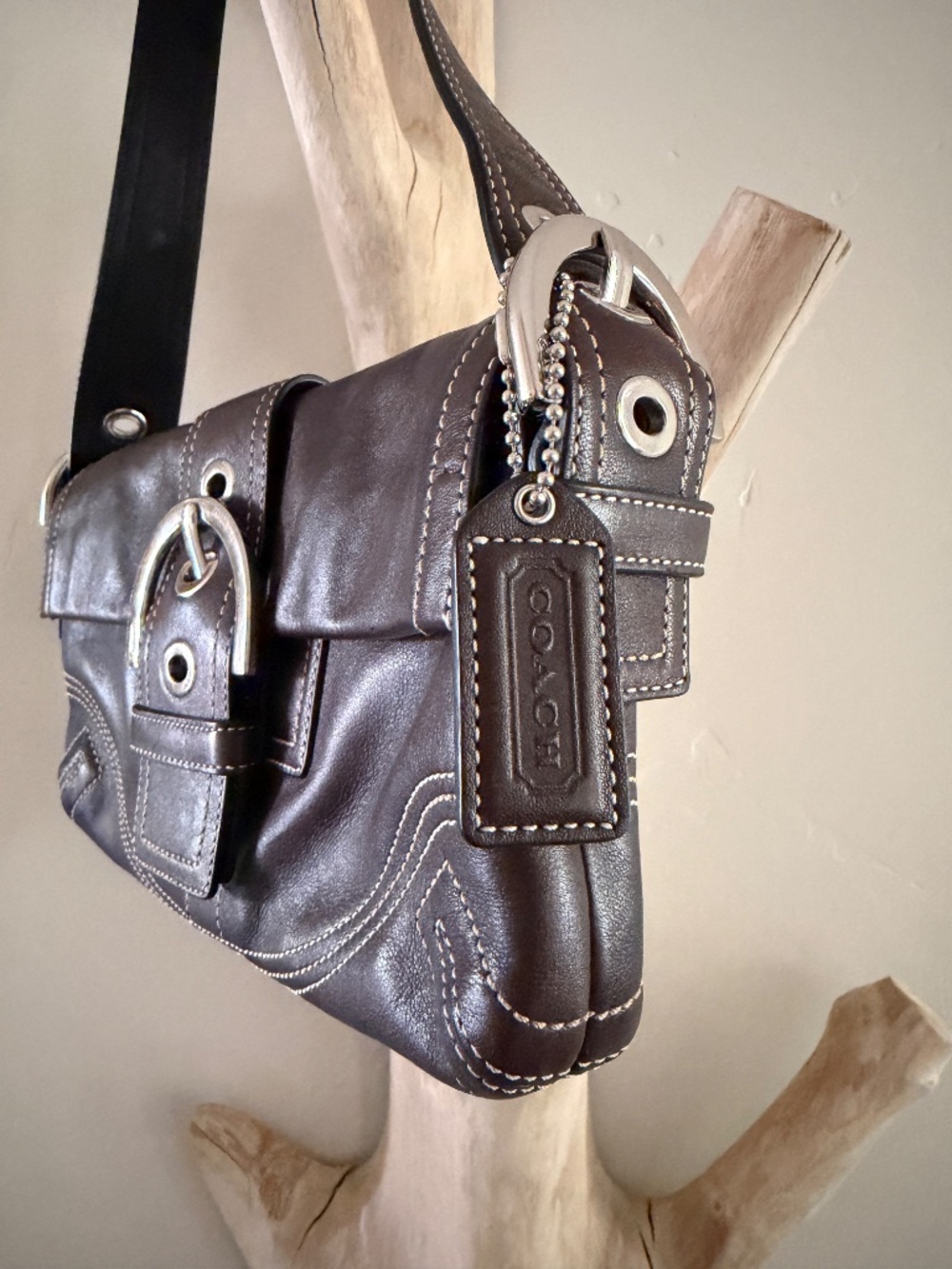 Vintage Coach Soho Buckle Flap Leather Shoulder Bag Chocolate Brown Y2K - Picture 3 of 12